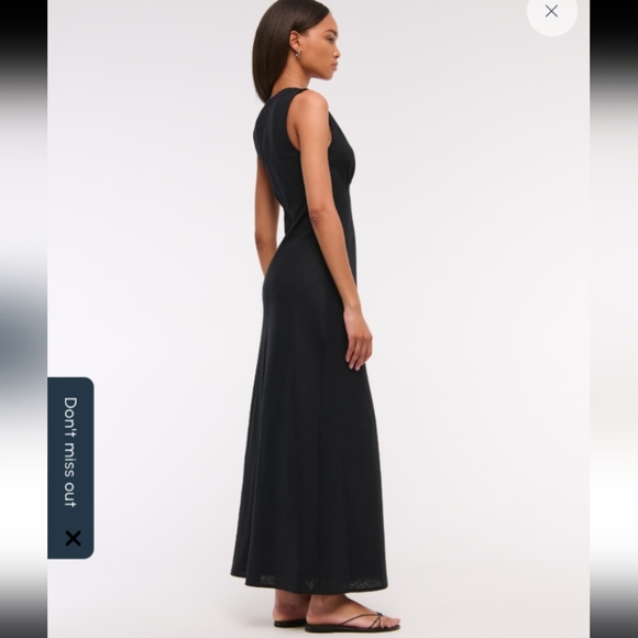 Abercrombie and Fitch Beaded Plunge Linen-Blend Maxi Dress - Picture 3 of 5